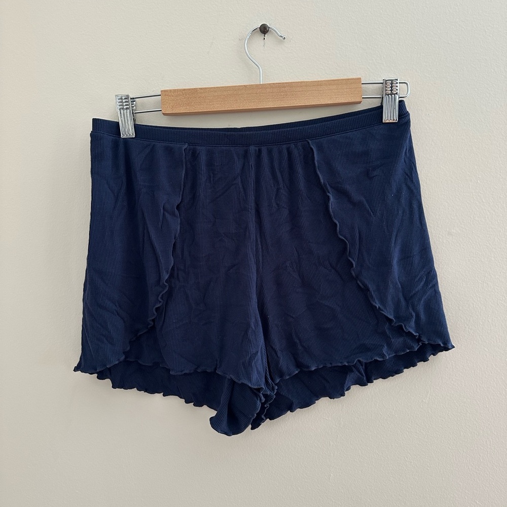 Tommy John Navy Luxe Rib Scalloped Curtain Shorts